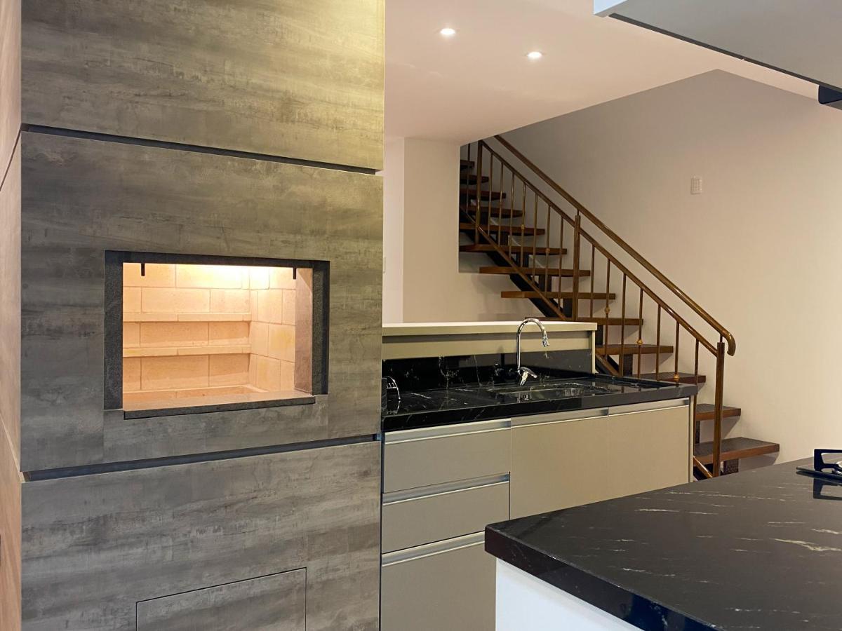 Duplex Novo, Com 02 Suites, Para 06 Pessoas, E 02 Vagas De Garagem กาเนรา ภายนอก รูปภาพ